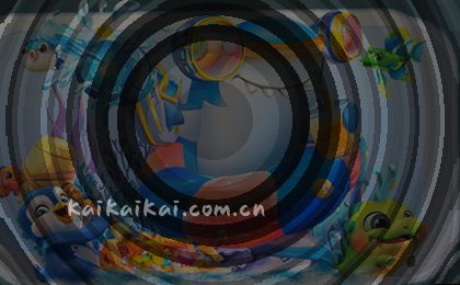 深蓝天空下金色麦浪起伏